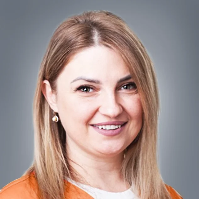 Nalotova, Nina